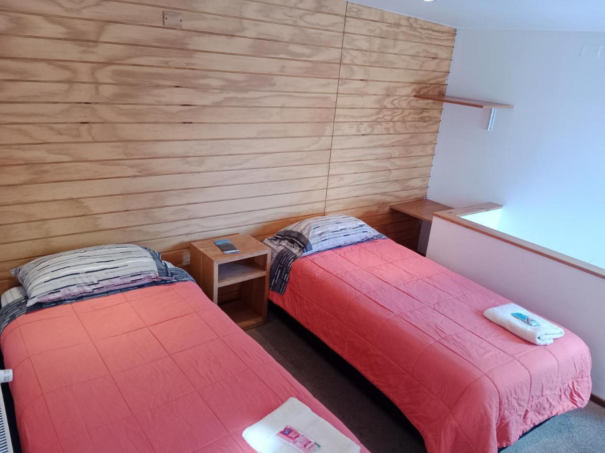Almer Hostal Punta Arenas Exterior foto